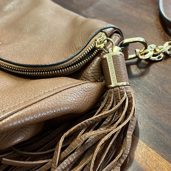 Michael Kors Leather Bag Brown Saffiano Gold Hardware & Tassel - Picture 2 of 14